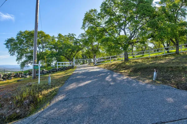 $457,000 | 9564 Coronado Drive, La Grange, CA 95329