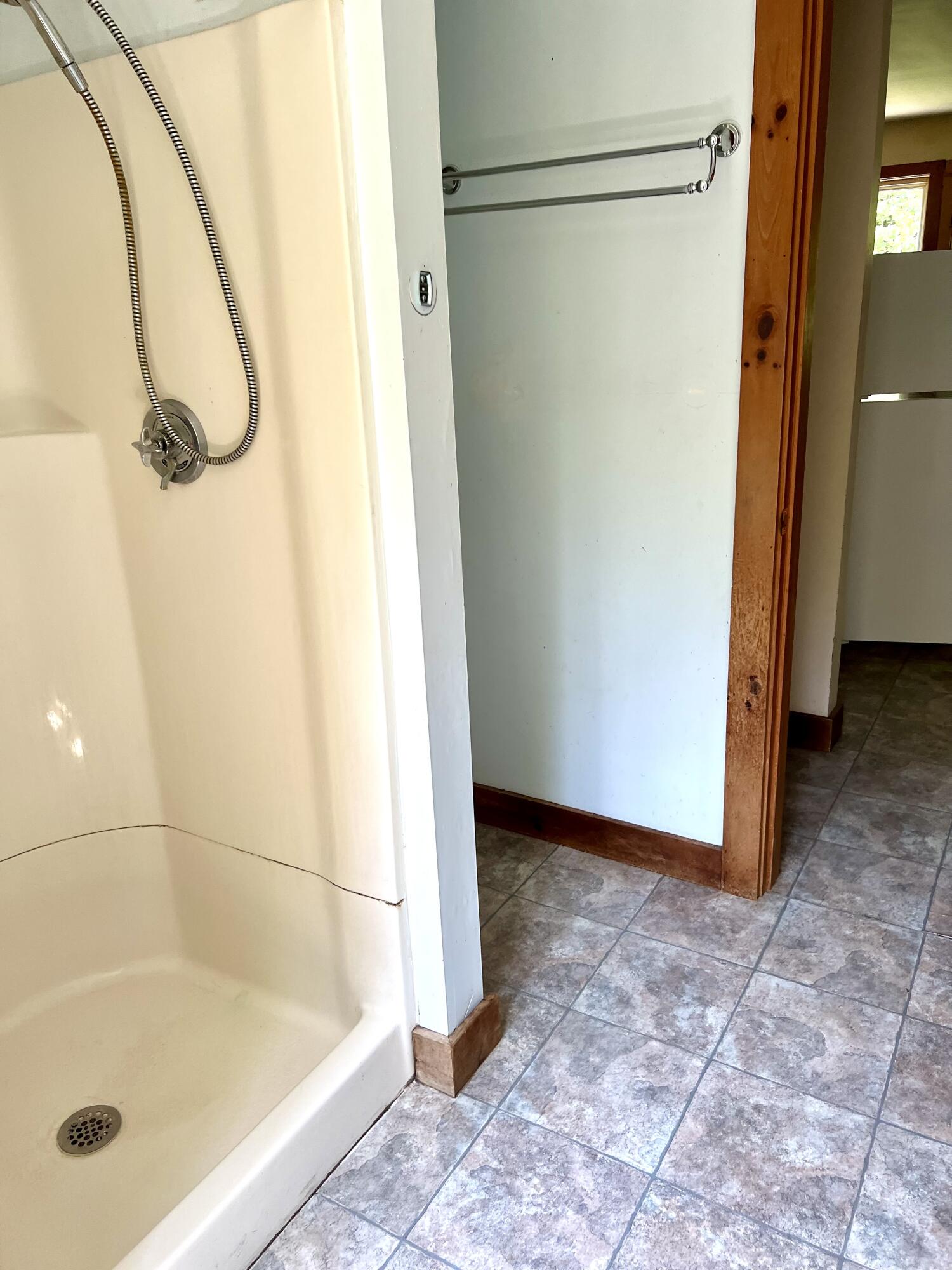 3 Elmers Way Bernard, ME 04612 - Photo 12 of 23 Bathroom