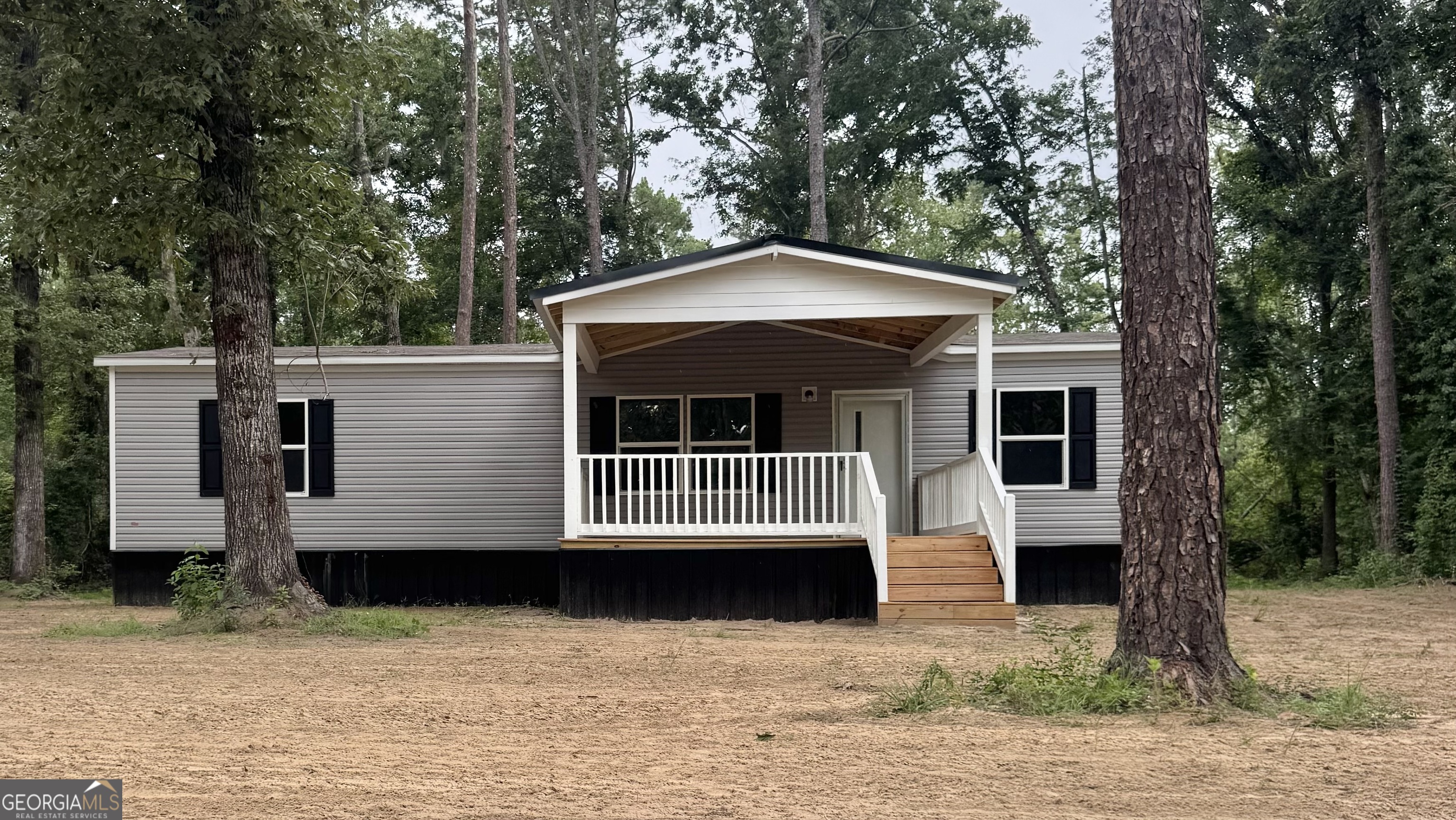 231 Miles Road Uvalda, GA 30473 - Photo 3 of 17