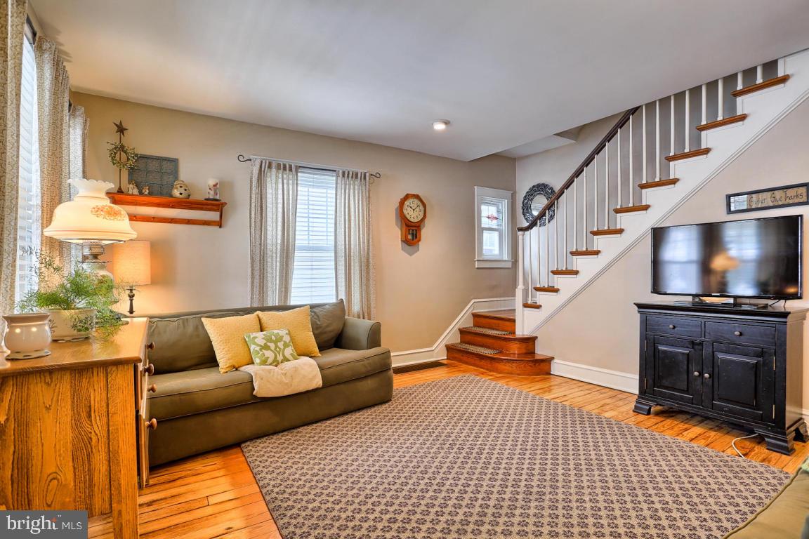 325 Front Street Lititz, PA 17543 - Photo 12 of 31