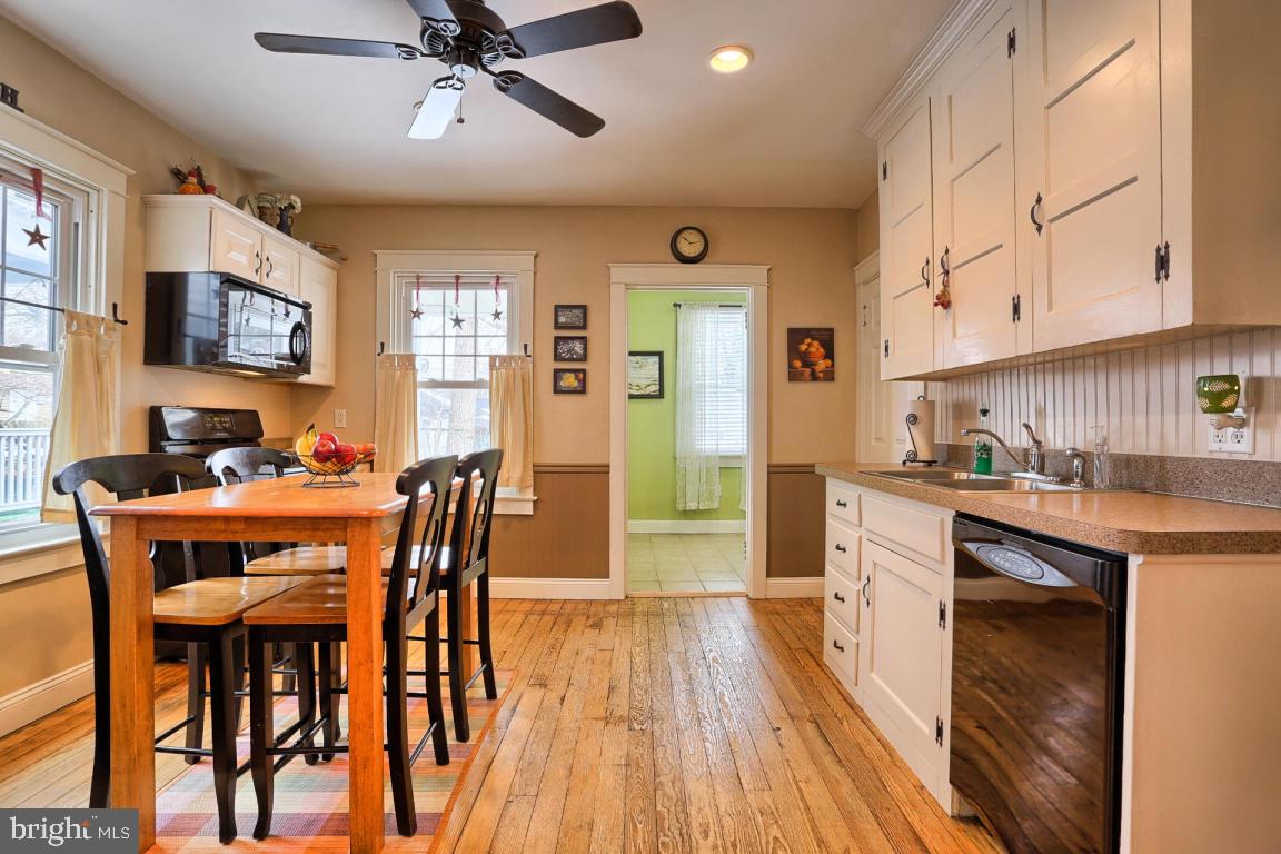 325 Front Street Lititz, PA 17543 - Photo 21 of 31