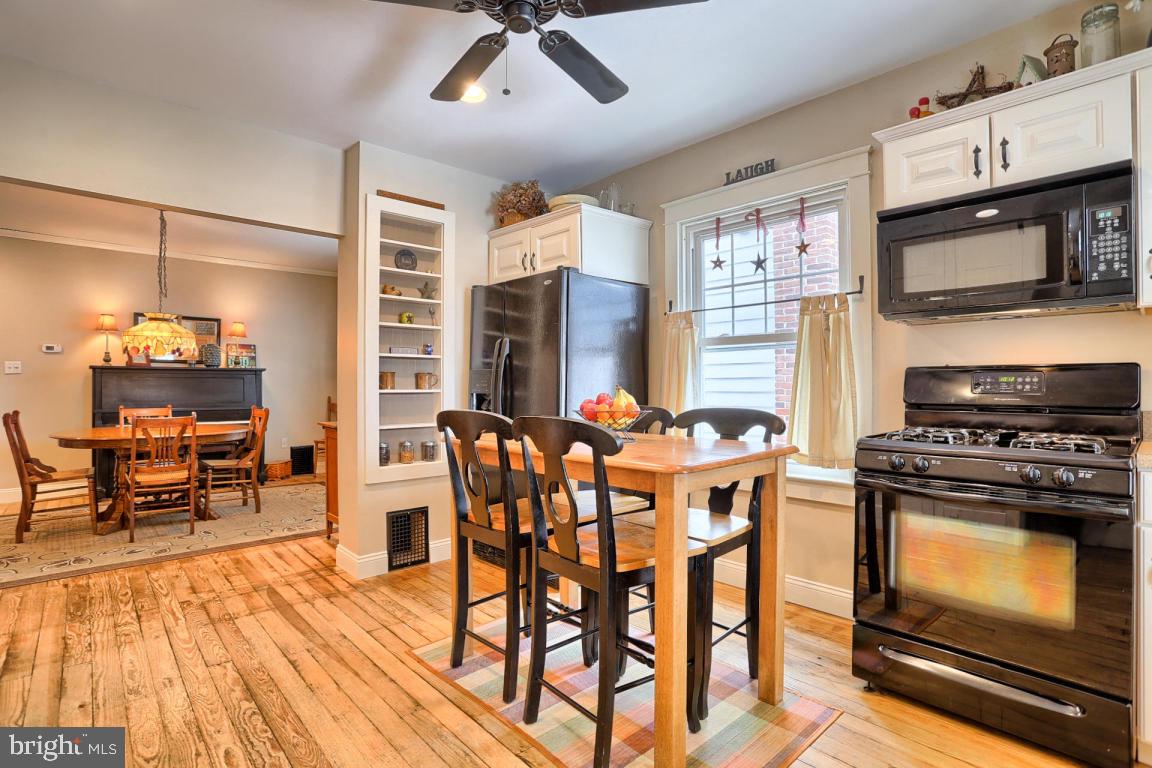 325 Front Street Lititz, PA 17543 - Photo 23 of 31