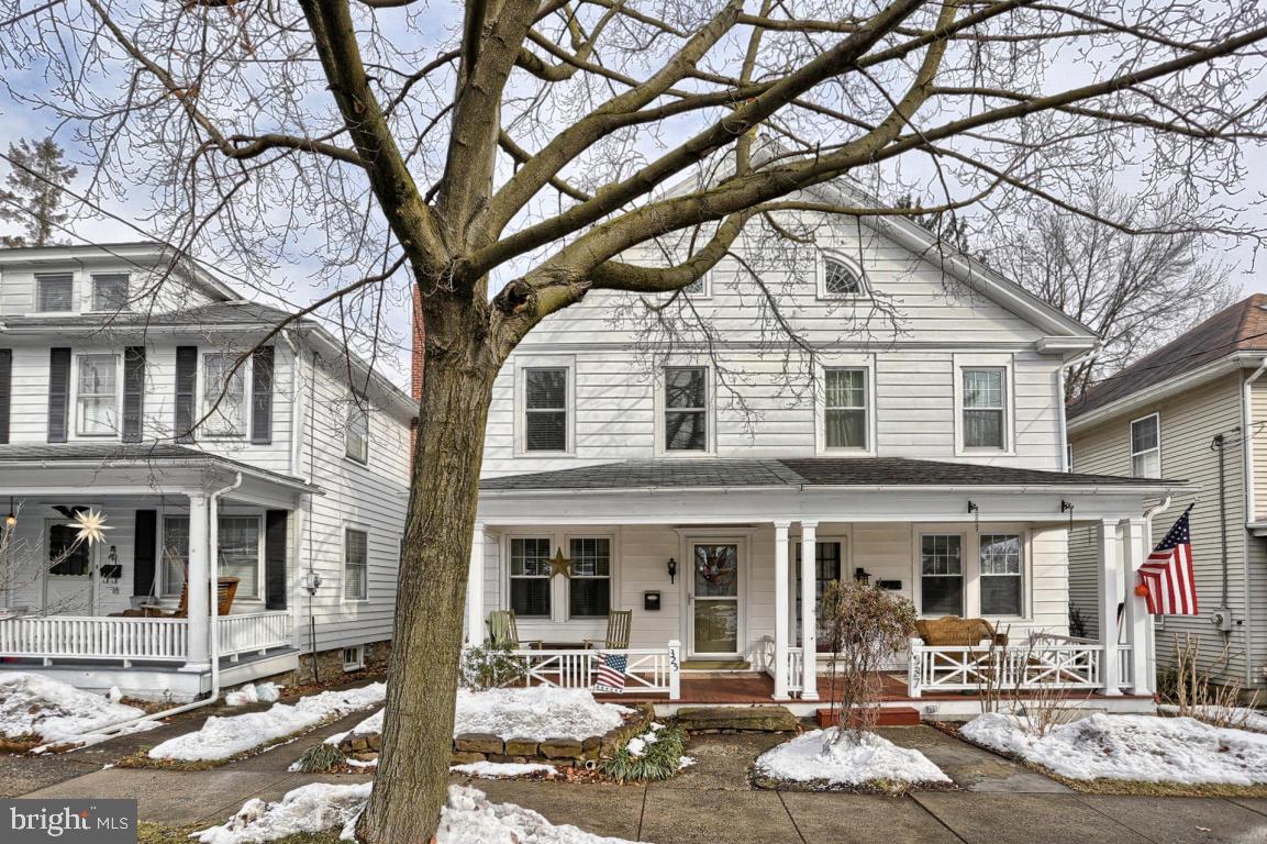 325 Front Street Lititz, PA 17543 - Photo 4 of 31