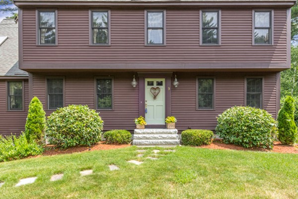 9 Carmichael Way Groton, MA 01450 - Photo 3 of 28 Gallery Image 3