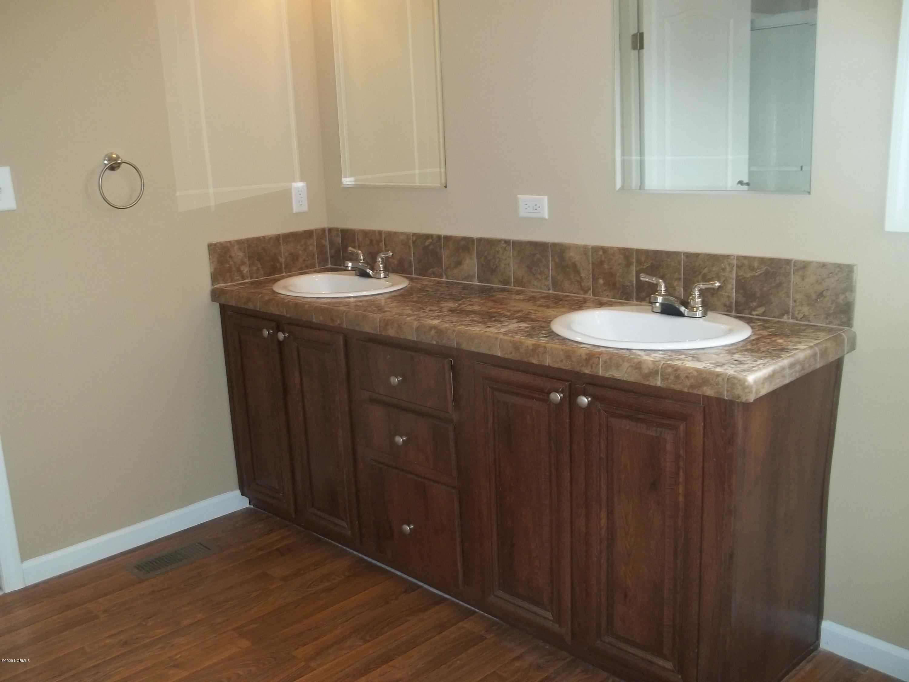 228 Baysden Pond Road Chinquapin, NC 28521 - Photo 21 of 29 100_5369