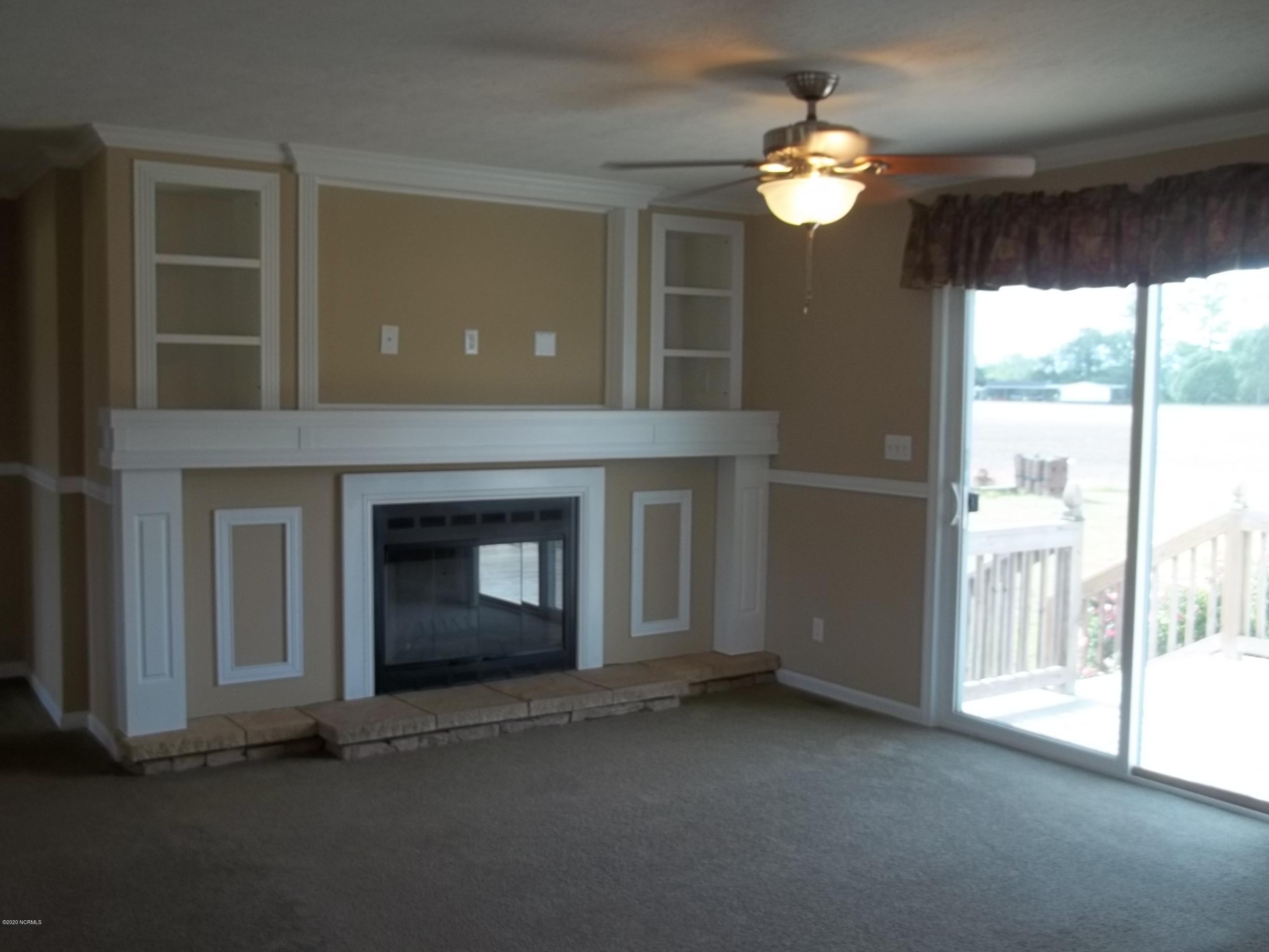 228 Baysden Pond Road Chinquapin, NC 28521 - Photo 8 of 29 100_5356