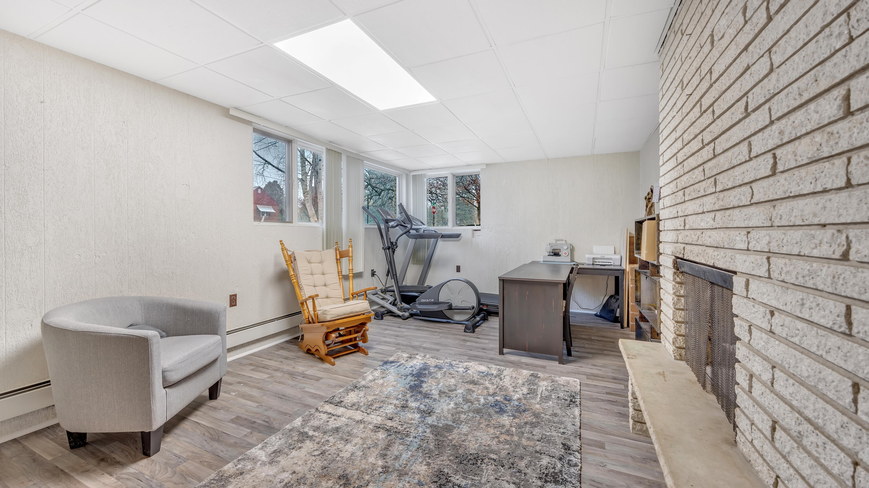 851 Linden Street Cleveland, WI 53015 - Photo 21 of 34 Family Room 1-1