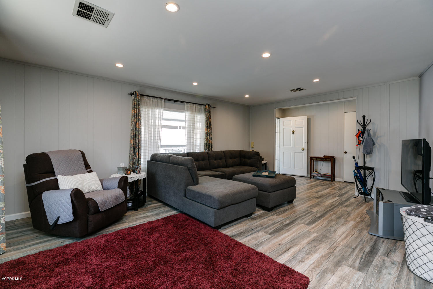 1225 South Rice Road, Unit 71 Ojai, CA 93023 - Photo 11 of 33 TwoFishDigital_1225SRice71-11