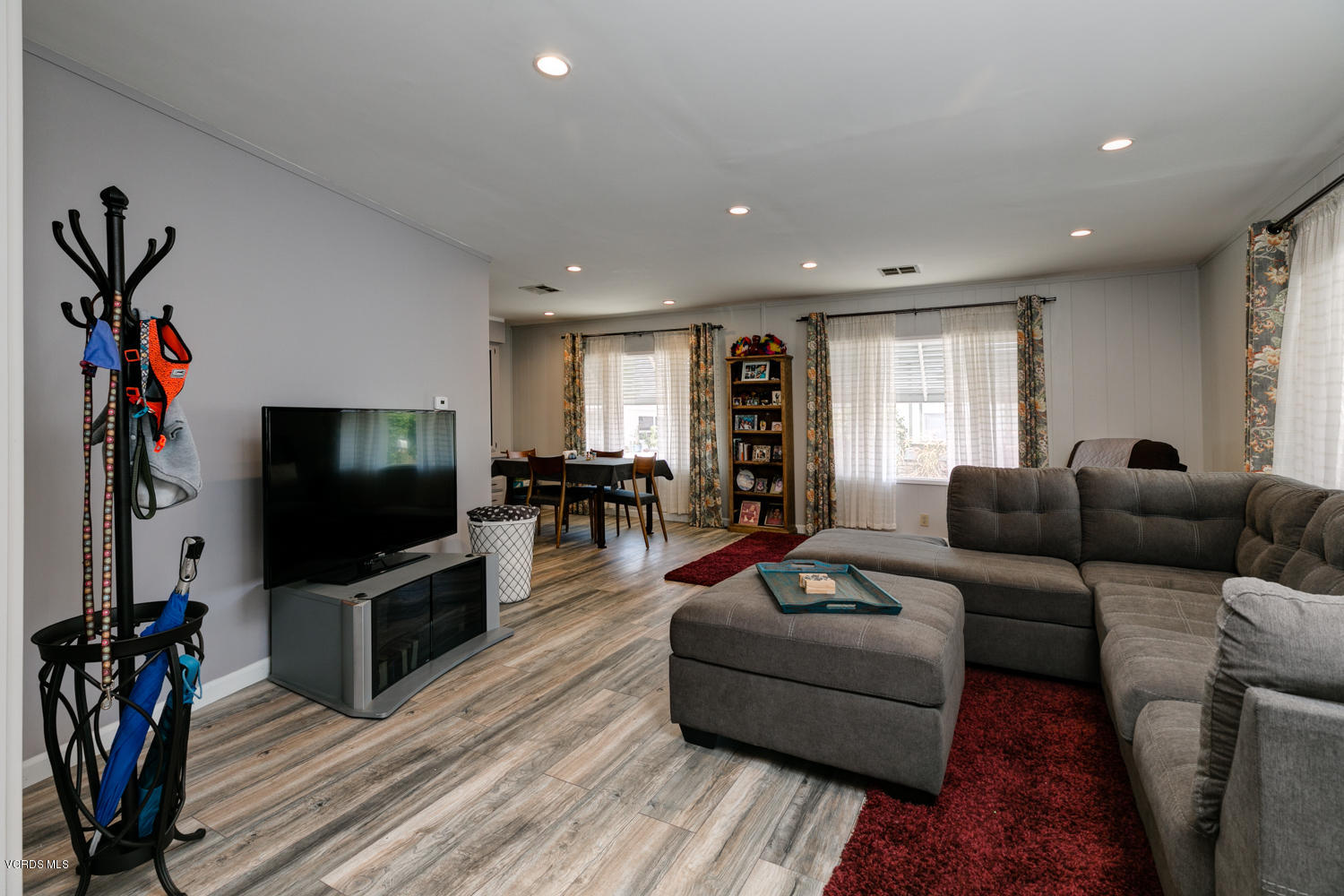 1225 South Rice Road, Unit 71 Ojai, CA 93023 - Photo 12 of 33 TwoFishDigital_1225SRice71-12