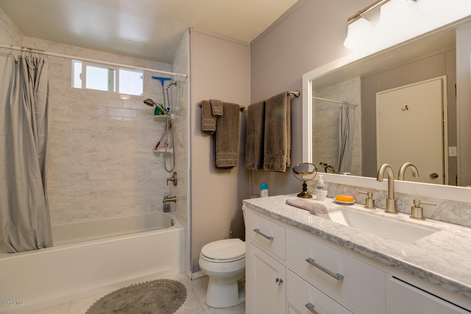 1225 South Rice Road, Unit 71 Ojai, CA 93023 - Photo 21 of 33 TwoFishDigital_1225SRice71-21