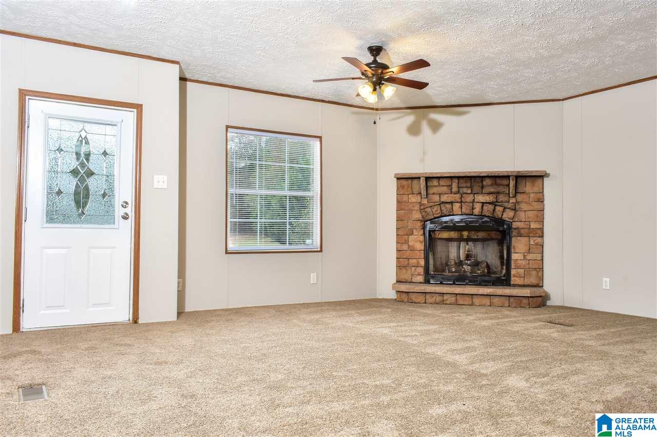 233 Rhett Circle Roanoke, AL 36274 - Photo 3 of 23