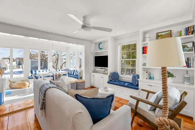 $939,900 | 11 Milestone Way, Unit 11, Mashpee, MA 02649