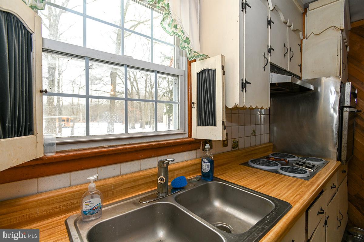 66 North Hook Road Pennsville, NJ 08070 - Photo 14 of 22