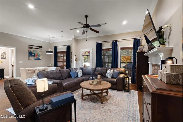 $319,900 | 902 Timberton Drive, Pearl, MS 39208