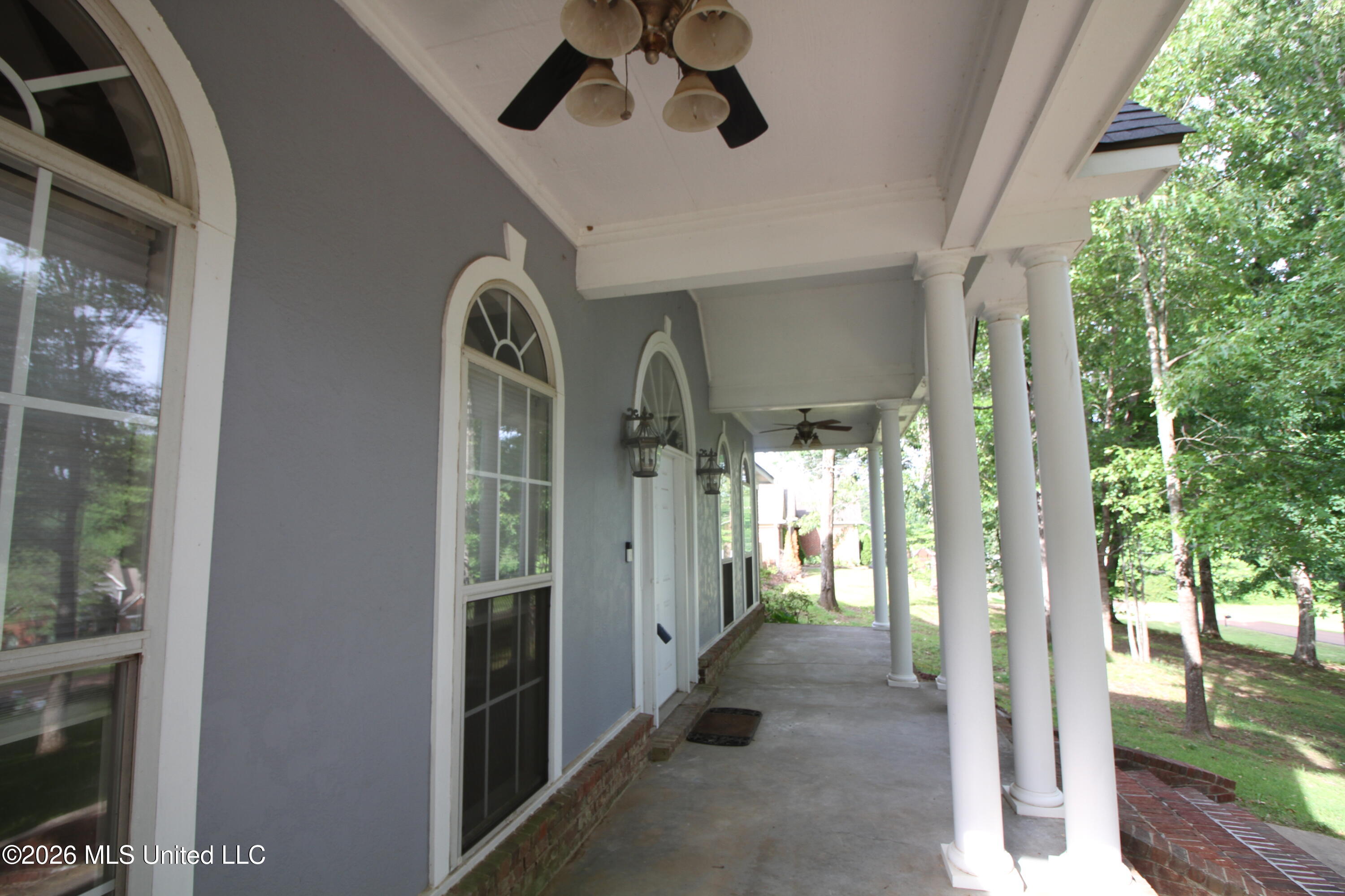 3542 Rhett Butler Drive Hernando, MS 38632 - Photo 3 of 38 IMG_7274