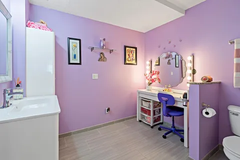 $489,000 | 3690 Commonwealth Road, Woodbury, MN 55125