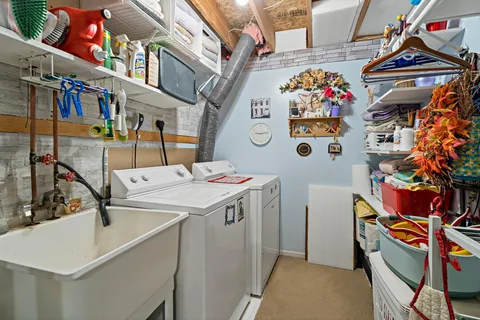 $489,000 | 3690 Commonwealth Road, Woodbury, MN 55125