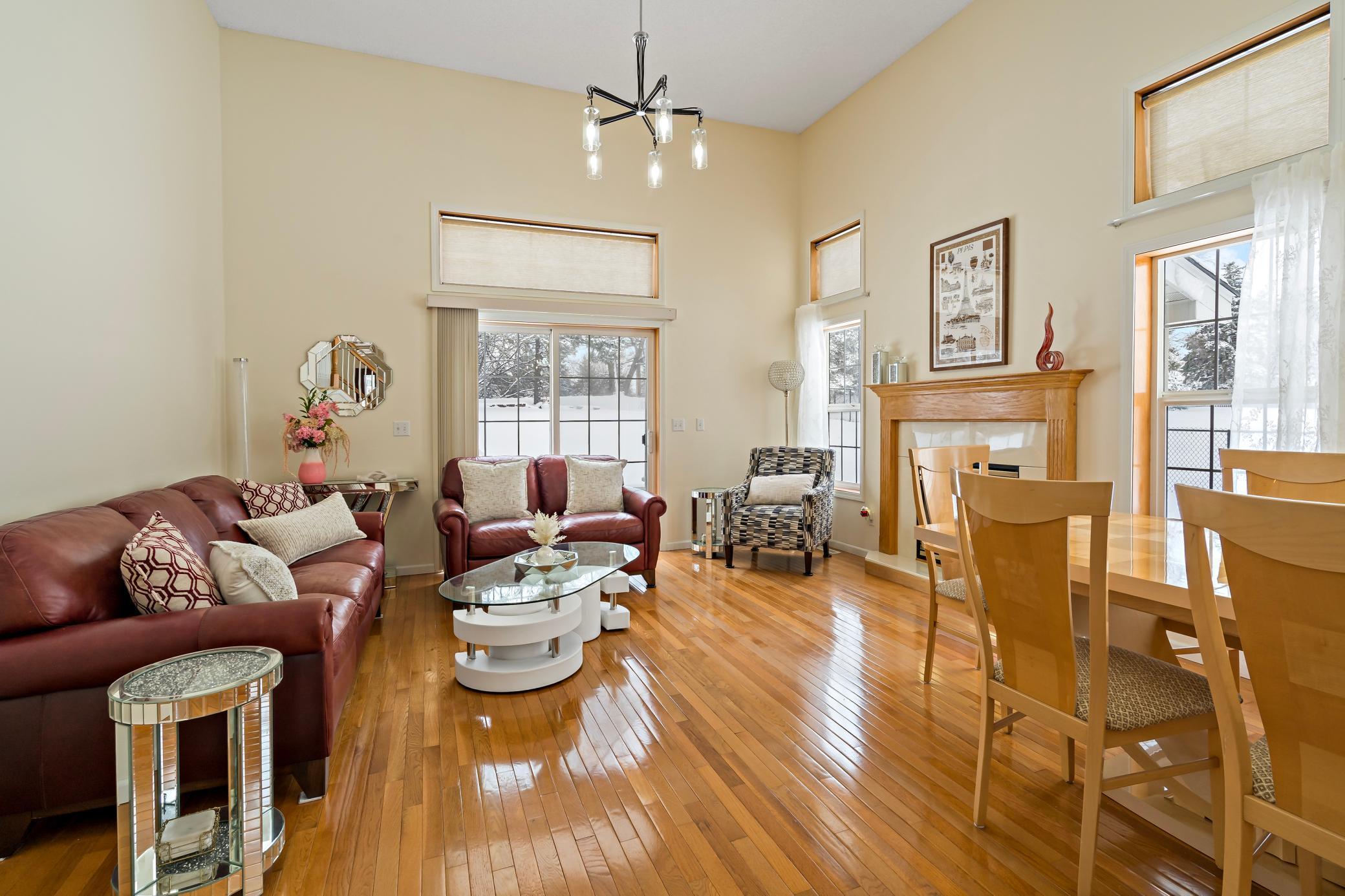 3690 Commonwealth Road Woodbury, MN 55125 - Photo 4 of 29