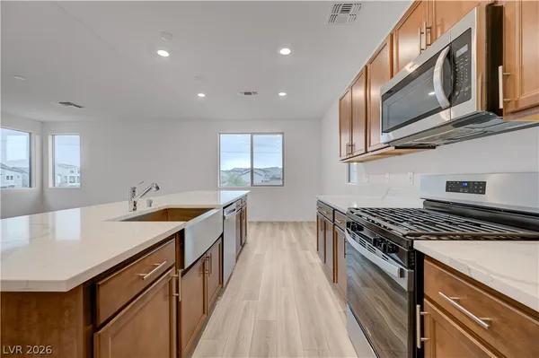 $3,100 | 5767 Aurora Gale Court, Las Vegas, NV 89141