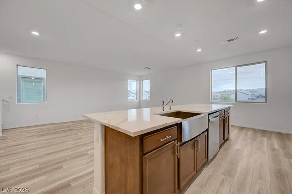 $3,100 | 5767 Aurora Gale Court, Las Vegas, NV 89141