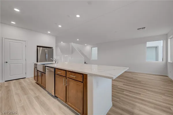 $3,100 | 5767 Aurora Gale Court, Las Vegas, NV 89141