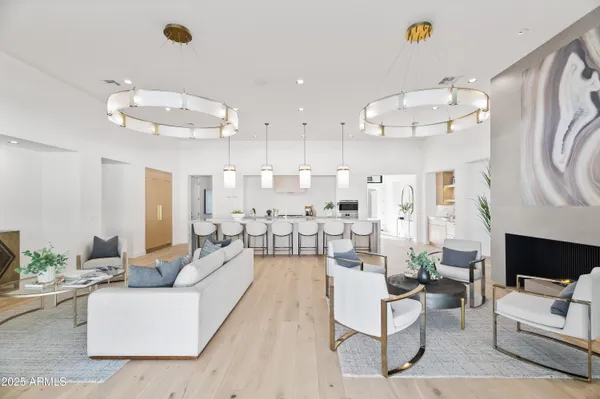 $14,000 | 1538 West Wagon Wheel Drive, Phoenix, AZ 85021