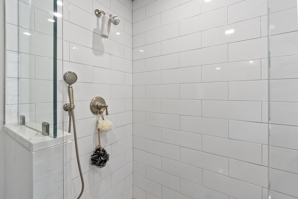 105 Dudley Road, Unit 105 Berlin, MA 01503 - Photo 19 of 34