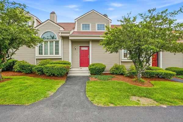 $599,000 | 237 South Street, Unit 6, Shrewsbury, MA 01545