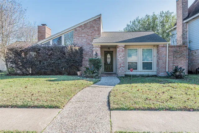 $1,695 | 4418 Lost Spring Drive, Houston, TX 77084