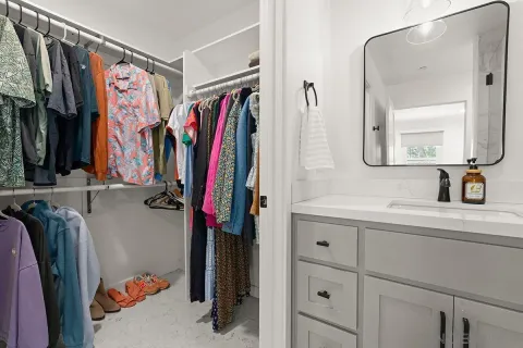 $929,900 | 3021 B Street, San Diego, CA 92102