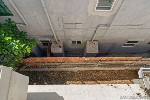 $929,900 | 3021 B Street, San Diego, CA 92102