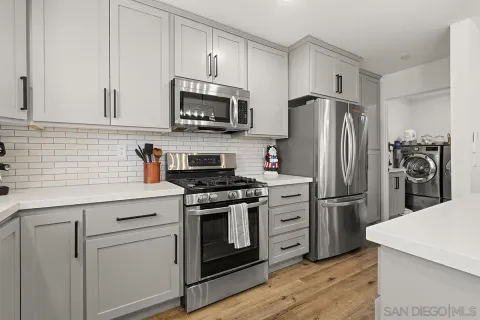 $929,900 | 3021 B Street, San Diego, CA 92102