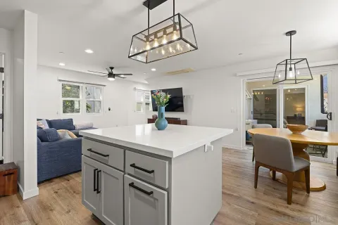 $929,900 | 3021 B Street, San Diego, CA 92102