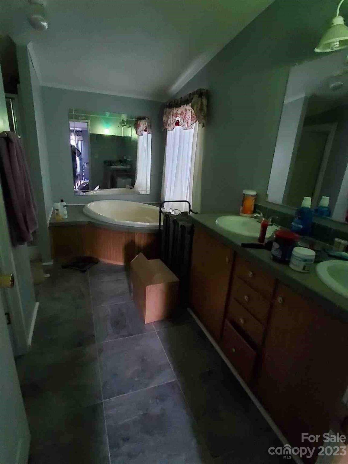 14 Slick Rock Road Leicester, NC 28748 - Photo 11 of 22 Gallery Image 11