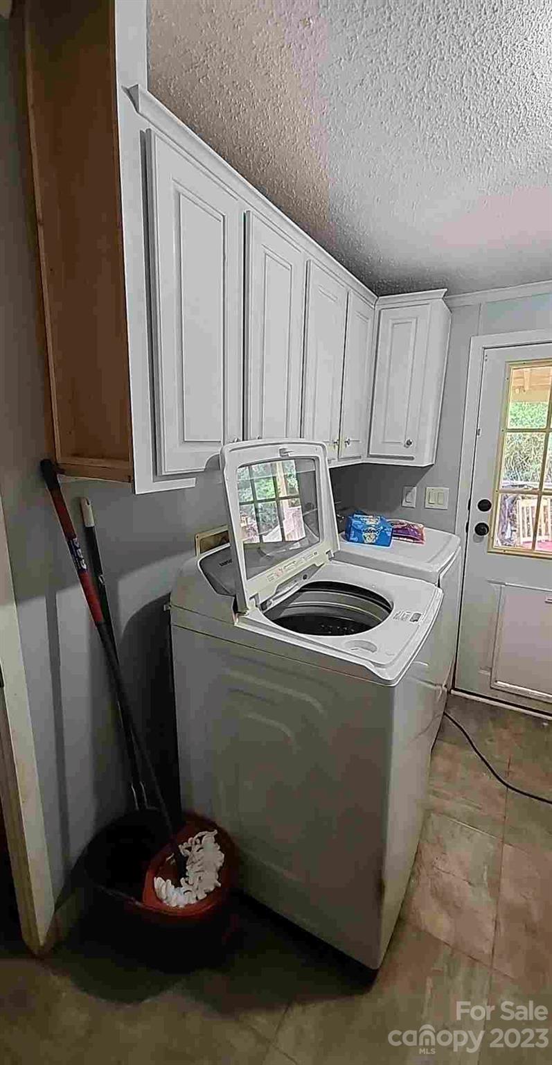 14 Slick Rock Road Leicester, NC 28748 - Photo 6 of 22 Gallery Image 6