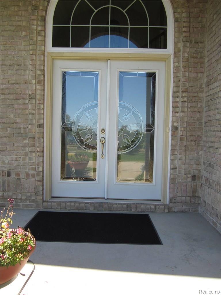 7306 East Bristol Road Davison, MI 48423 - Photo 10 of 72 a4C0XuM.jpg