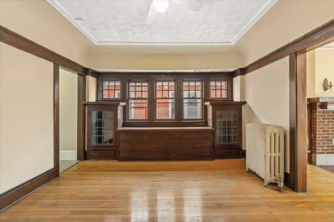 $525,000 | 2960 North Maryland Avenue, Unit 2962, Milwaukee, WI 53211