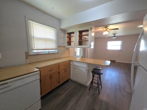 $239,900 | 4043 North County Road 100 East, New Castle, IN 47362