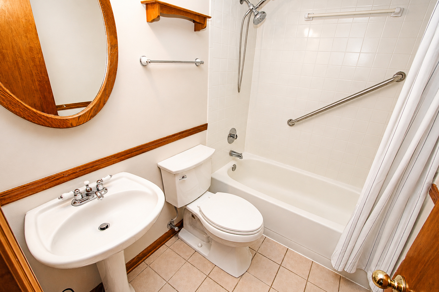 220 Fairway Road Lake Zurich, IL 60047 - Photo 25 of 44 Gallery Image 25