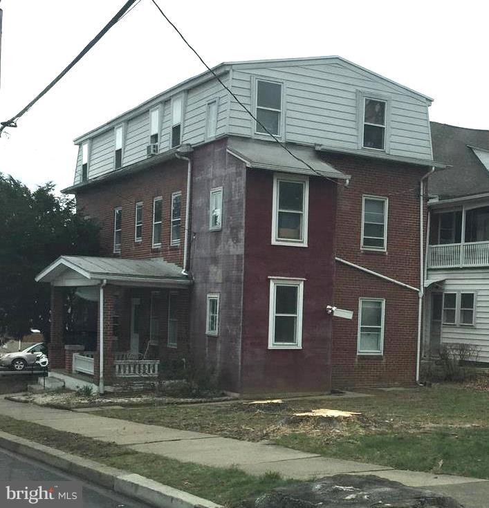 200 Philadelphia Avenue Reading, PA 19607 - Photo 23 of 23 Rear of home