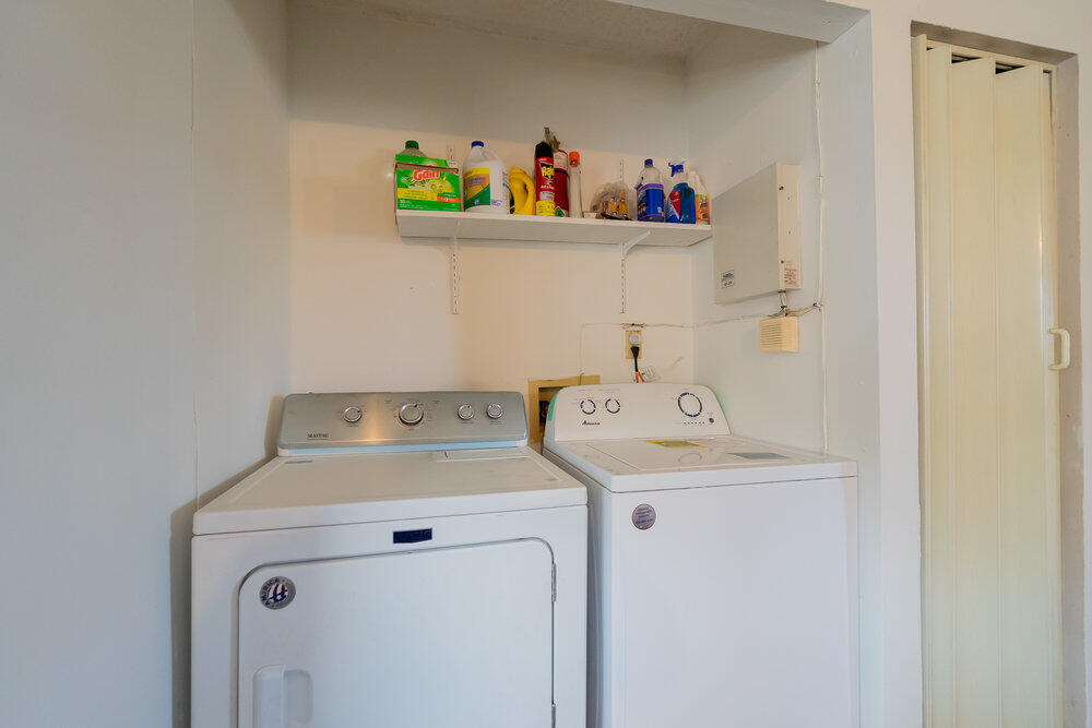 1564 West 20th Street Riviera Beach, FL 33404 - Photo 22 of 23 a utility room with dryer and washer