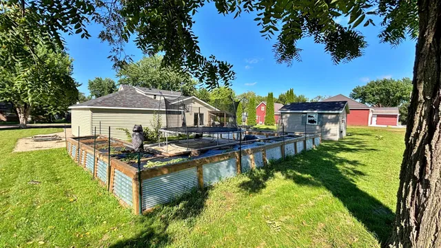 $172,400 | 611 West Lincoln Street, Springfield, MN 56087