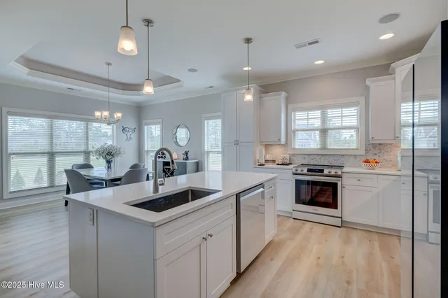 $635,000 | 8560 Oak Abbey Trail Northeast, Leland, NC 28451