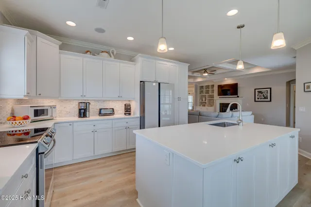 $635,000 | 8560 Oak Abbey Trail Northeast, Leland, NC 28451