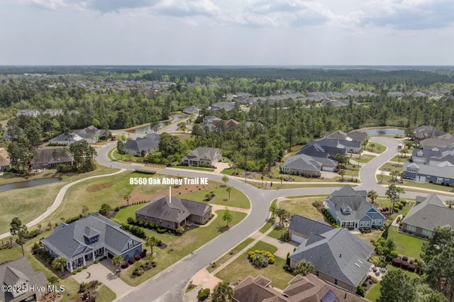 $635,000 | 8560 Oak Abbey Trail Northeast, Leland, NC 28451