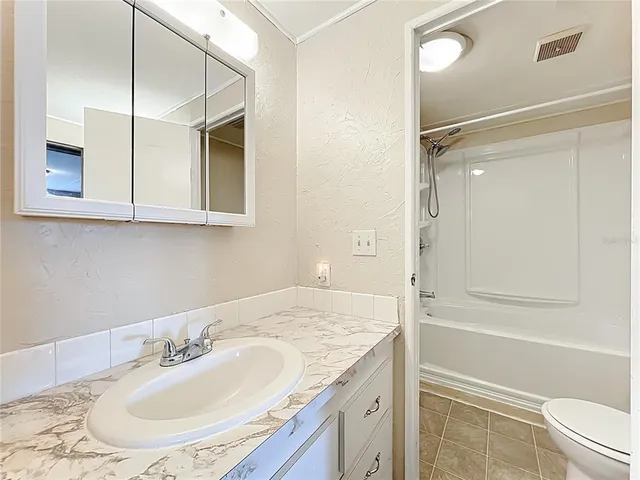 $139,000 | 1237 Elkhart Circle, Tavares, FL 32778