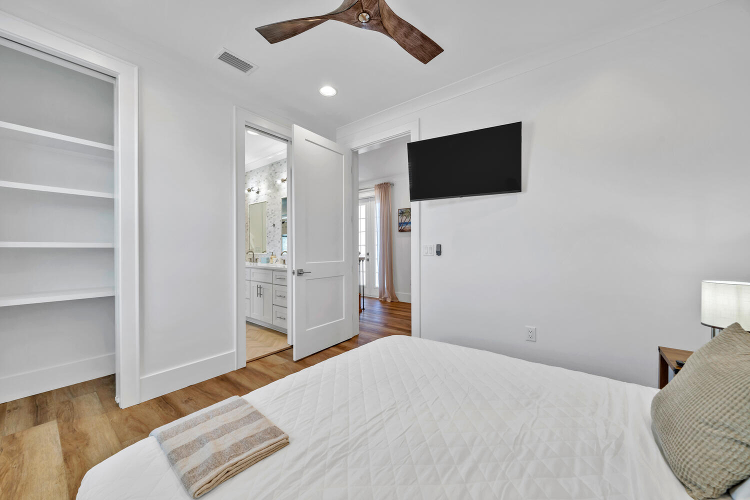 54 Vicki Street Santa Rosa Beach, FL 32459 - Photo 24 of 47 54 Vicki St Santa Rosa Beach-large-034-0