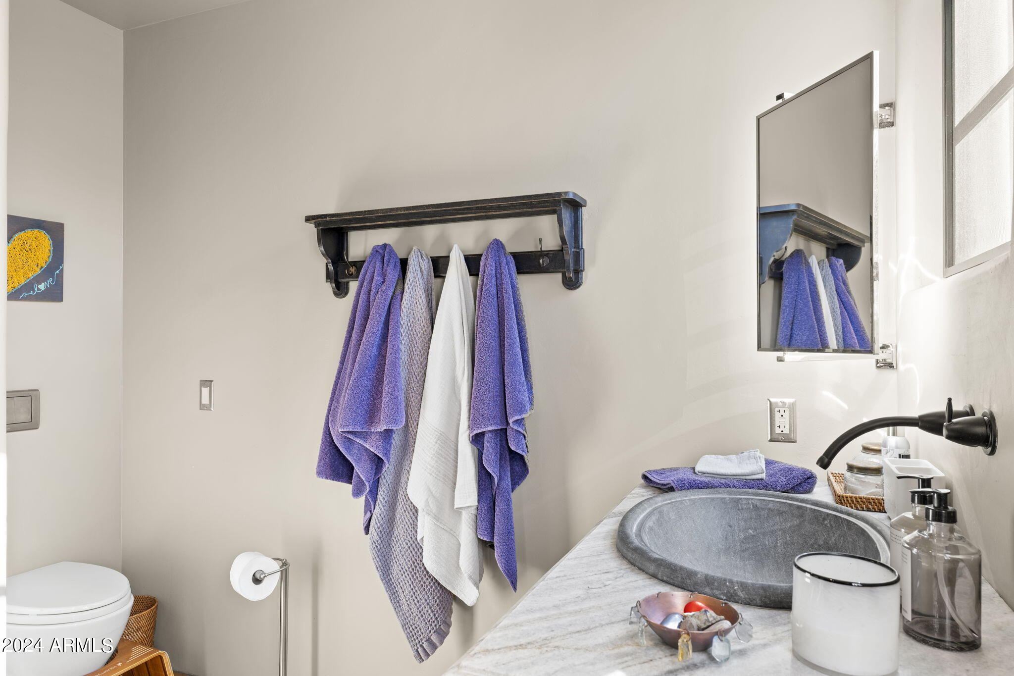 7005 East Jackrabbit Road Paradise Valley, AZ 85253 - Photo 18 of 31 Vanity 2