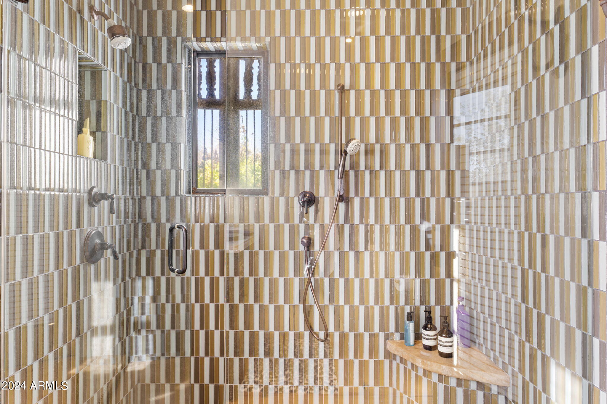 7005 East Jackrabbit Road Paradise Valley, AZ 85253 - Photo 19 of 31 Walk in shower