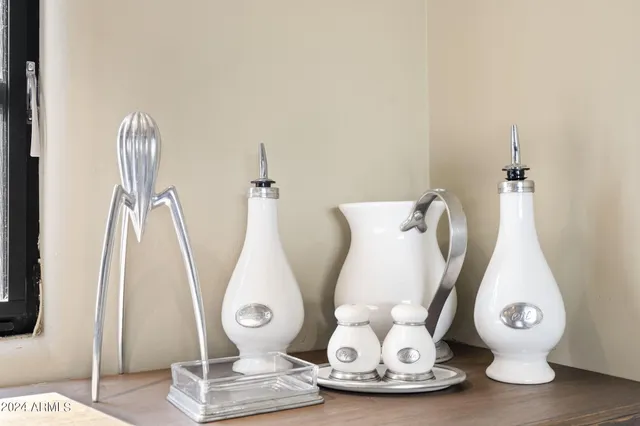 $4,000 | 7005 East Jackrabbit Road, Paradise Valley, AZ 85253